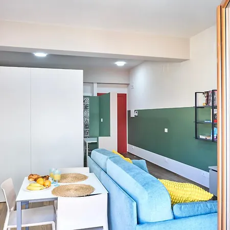 Civico 5 - Easy Living By Host Hero *