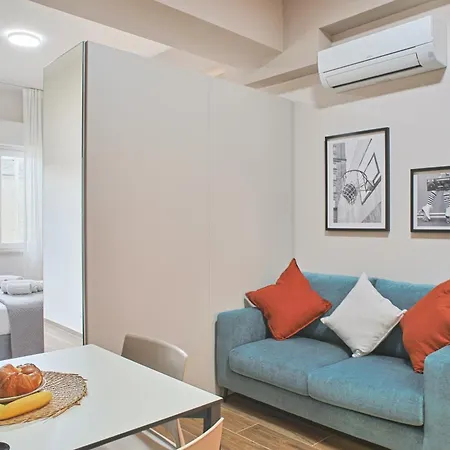 Civico 5 - Easy Living By Host Hero